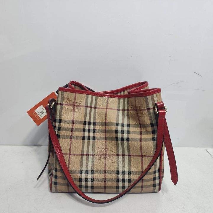 BS 1656 Burberry