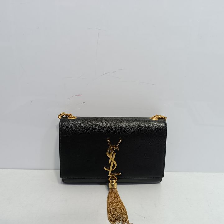 BM 121 YSL