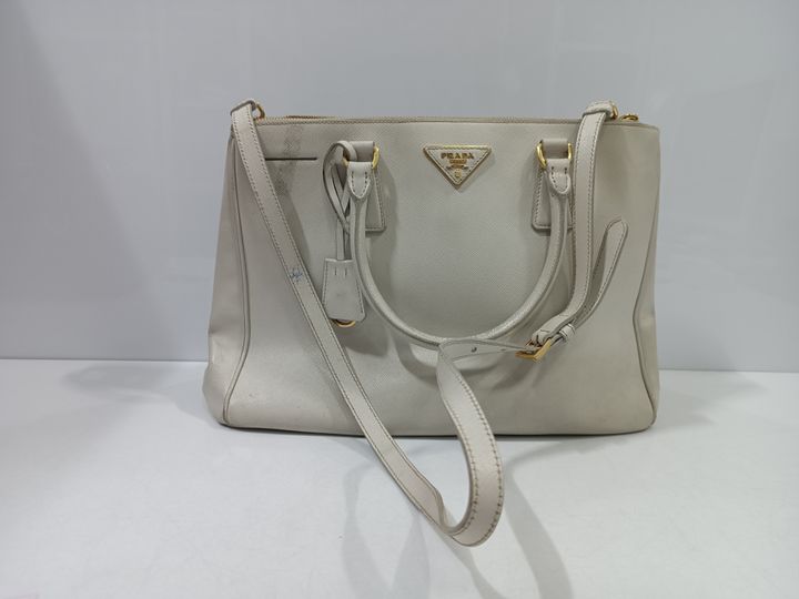 BS-1239 Prada