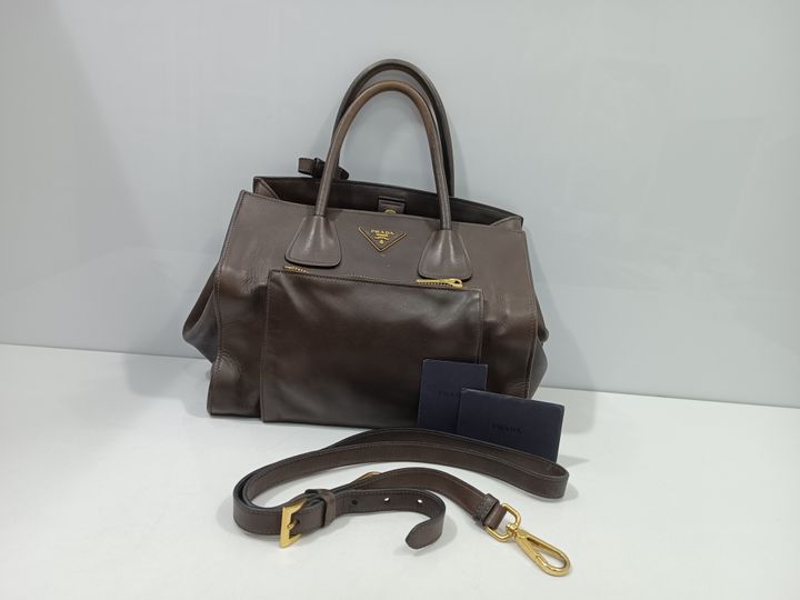 BS-989 Prada