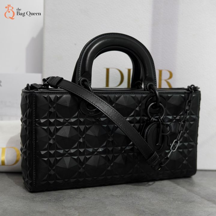 BS 1575 Dior