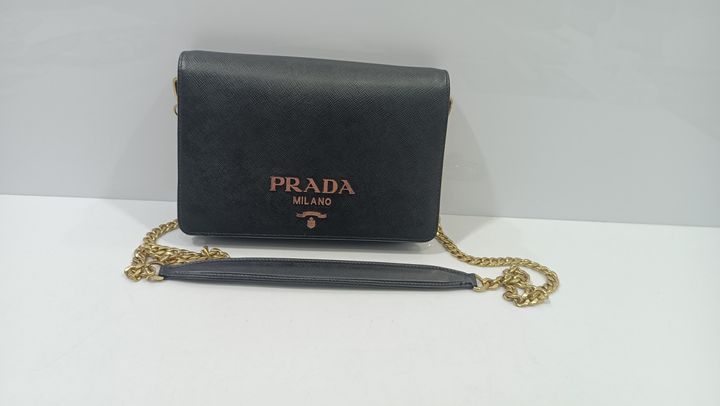 BS_984 Prada